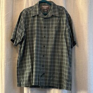 Ecko Unltd Short Sleeve Button Up Shirt Men’s X-Large Green/Black/Gray Plaid